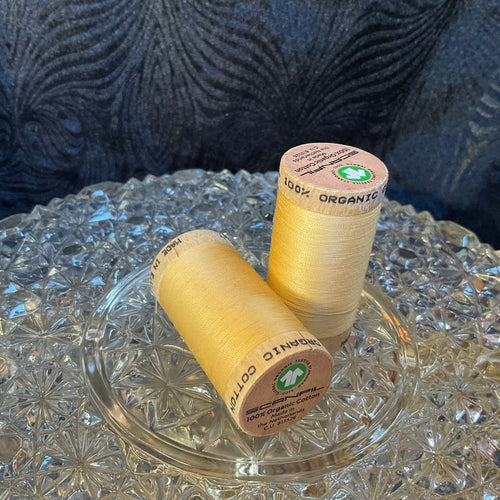 Organic Cotton Thread - Cornsilk 4802 - 30/2 weight - 275 meters