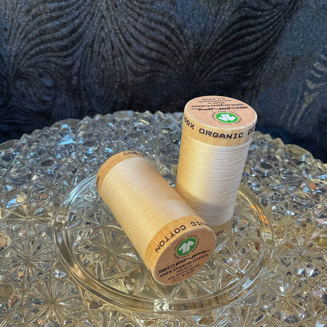 Organic Cotton Thread - Ivory 4873 - 30/2 weight - 275 meters
