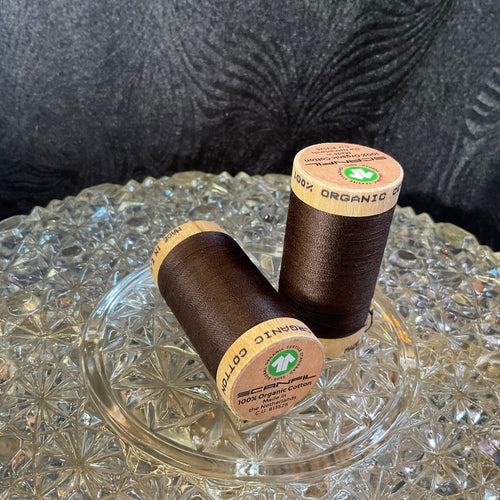 Organic Cotton Thread -Licorice 4830 - 30/2 weight - 275 meters